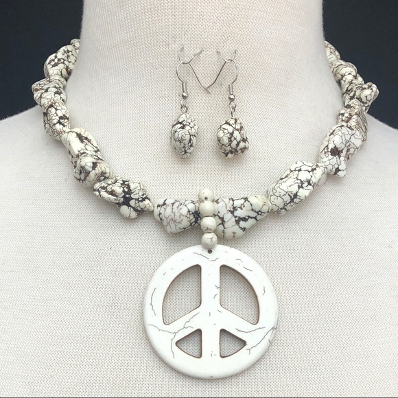 Ivory Stone Chunky Peace Sign Necklace Earrings Set - Picture 1 of 4